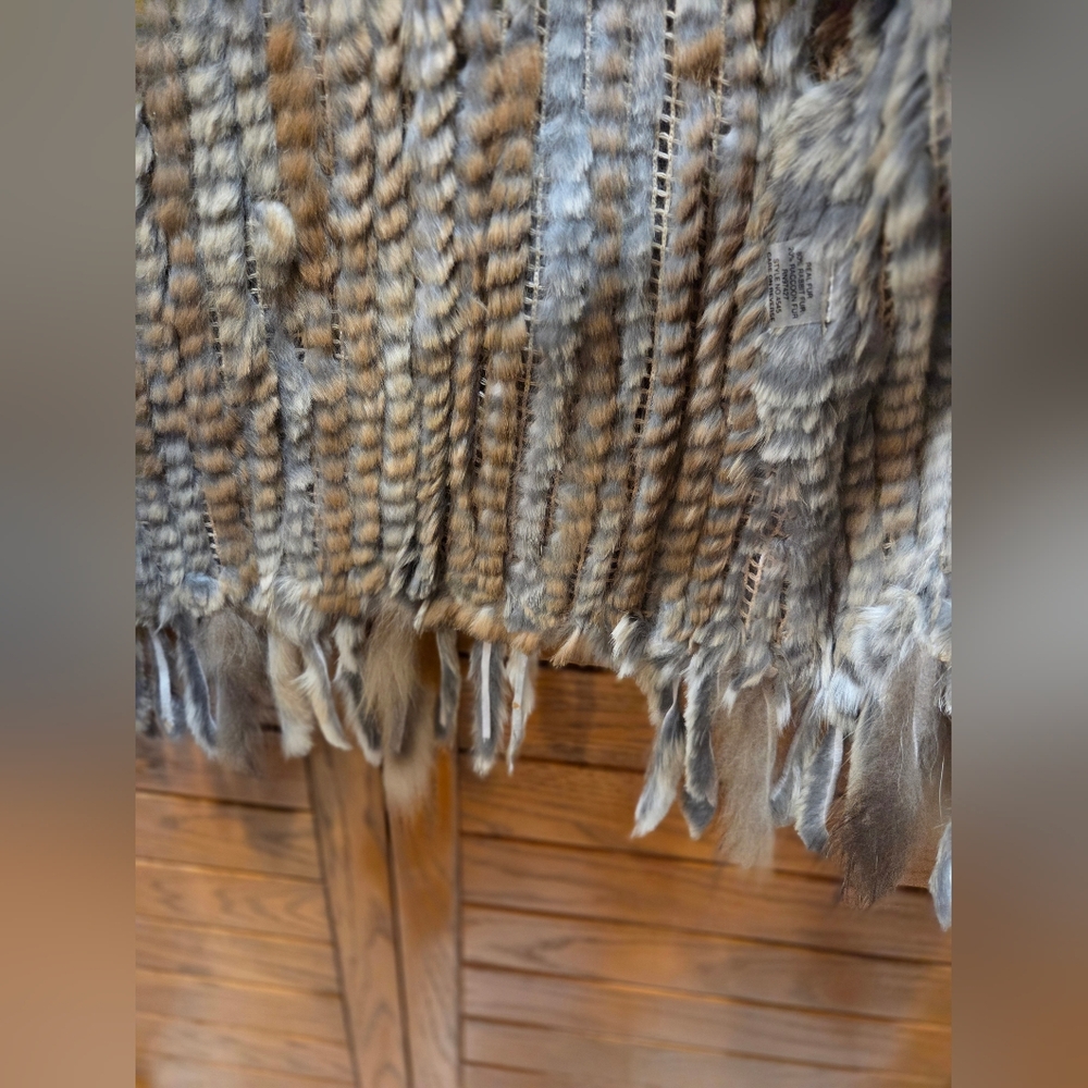 Dolce Cabo Real Rabbit Fur Vest - Picture 2 of 4
